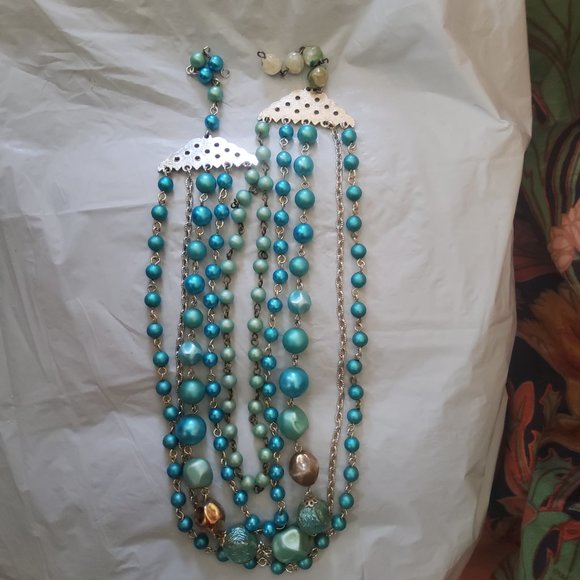 SALE   Vintage 5 Strand necklace - Picture 9 of 13